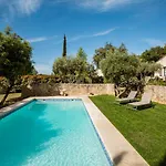 Parentale Proche D'uzes Avec Petit Dejeuner *