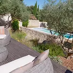 Parentale Proche D'uzes Avec Petit Dejeuner *