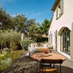 Parentale Proche D'uzes Avec Petit Dejeuner *