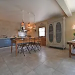 Parentale Proche D'uzes Avec Petit Dejeuner Δωμάτια σε οικογενειακή κατοικία *