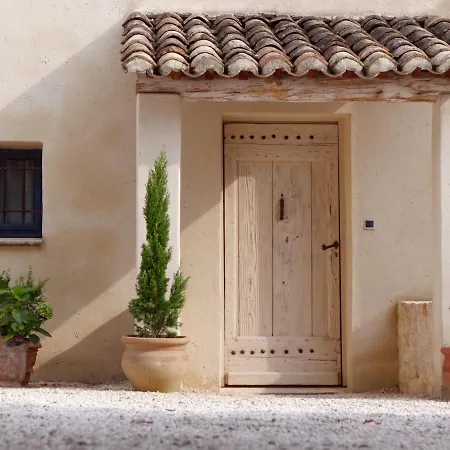 Проживание в семье Parentale Proche D' Uzes Avec Petit Dejeuner Arpaillargues-et-Aureillac