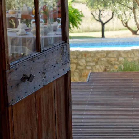 Проживание в семье Parentale Proche D' Uzes Avec Petit Dejeuner Arpaillargues-et-Aureillac